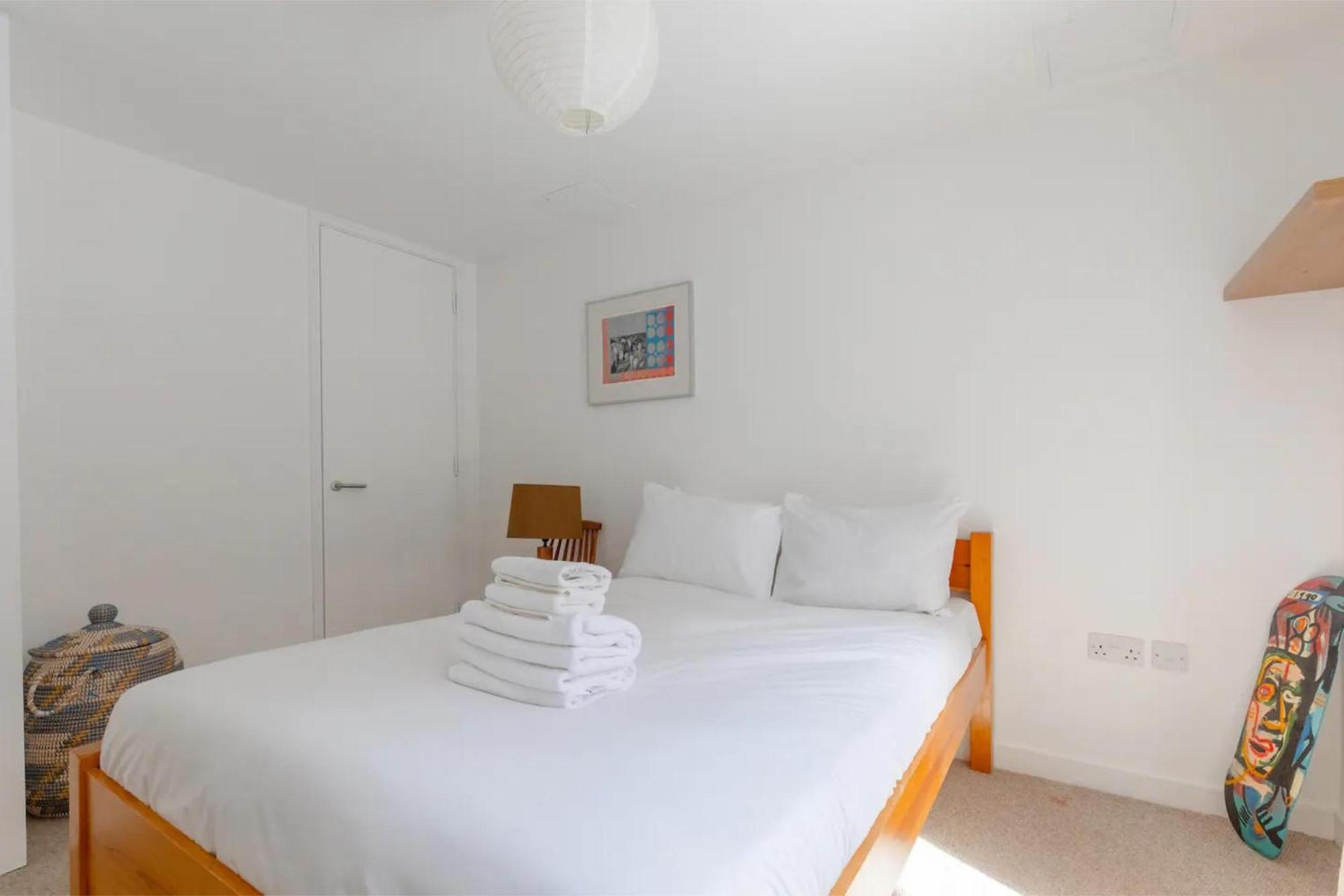 Radiant 3bd Flat With Terrace Holloway Appartamento *